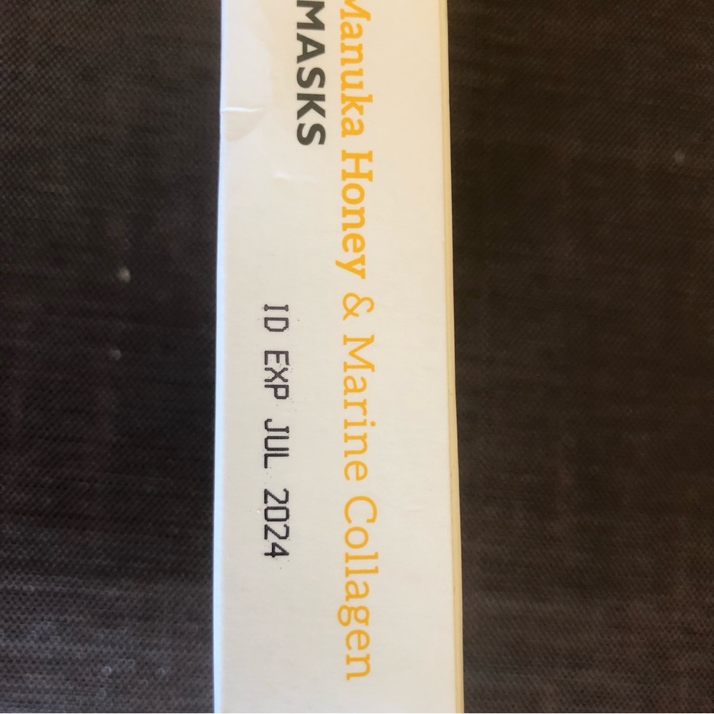 Rata & Co New Zealand Manuka Honey & Marine Collagen Sheet Face Mask Pac… - Picture 6 of 6